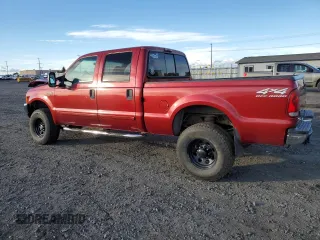 2001 Ford Super Duty F-250 XL with VIN 1FTNW21SX1EA47184, listed as a Copart auction lot 78271604 with 132,024 mi miles and Salvage Title. Bid and sale history available at carsss.com. Image 2.