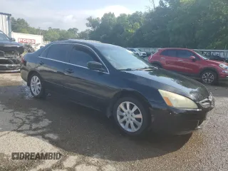2006 Honda Accord LX с VIN 1HGCM56476A074867, выставлен на аукционе Copart как лот 63836905 с пробегом 363 392 миль миль и Списание • Salvage title. История ставок и продаж доступна на DreamBid. Изображение 4.