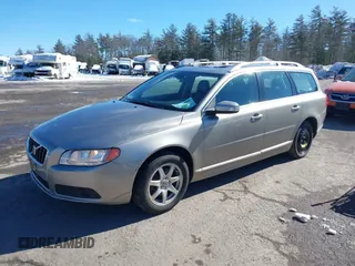 2008 Volvo V70 with VIN YV1BW982881009997, listed as a IAAI auction lot 41642270 with 116,010 mi miles and . Bid and sale history available at DreamBid. Image 2.