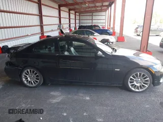 2011 BMW 3 Series 328i with VIN WBAKE3C53BE558916, listed as a IAAI auction lot 41946404 with 172,961 mi miles and . Bid and sale history available at carsss.com. Image 13.