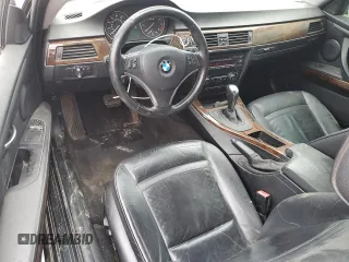 2009 BMW 3 Series 328i xDrive z VIN WBAWC33509P470248, wystawiony jako Copart lot #56747465 z przebiegiem 130 161 mil mil oraz Szkoda całkowita • Salvage title. Historia ofert i sprzedaży dostępna na DreamBid. Obrazek 8.