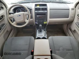 2011 Ford Escape XLS z VIN 1FMCU0C79BKB47155, wystawiony jako Copart lot #60277365 z przebiegiem 124 799 mil mil oraz Czysty tytuł • Clean title. Historia ofert i sprzedaży dostępna na DreamBid. Obrazek 8.