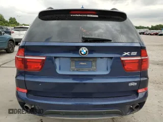 2012 BMW X5 35i с VIN 5UXZV4C5XCL749123, выставлен на аукционе Copart как лот 65259585 с пробегом 124 193 миль миль и Чистый • Clean title. История ставок и продаж доступна на DreamBid. Изображение 6.