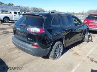 2020 Jeep Cherokee Latitude with VIN 1C4PJLCB1LD525088, listed as a IAAI auction lot 41364826 with 68,127 mi miles. Bid and sale history available at carsss.com. Image 4.
