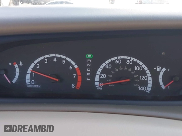 2001 Toyota Avalon XL z VIN 4T1BF28B31U185174, wystawiony jako IAAI lot #42338204 z przebiegiem 298 540 mil mil oraz . Historia ofert i sprzedaży dostępna na DreamBid. Obrazek 7.