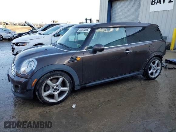 2012 MINI Clubman z VIN WMWZF3C53CT189354, wystawiony jako Copart lot #42377095 z przebiegiem 134 545 mil mil oraz Szkoda całkowita • Salvage title. Historia ofert i sprzedaży dostępna na DreamBid. Obrazek 1.