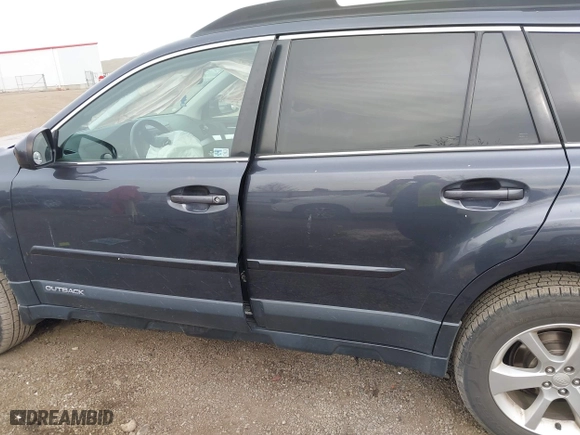2013 Subaru Outback 2.5i Premium with VIN 4S4BRBGC6D3301186, listed as a IAAI auction lot 42014285 with 81,593 mi miles. Bid and sale history available at carsss.com. Image 14.