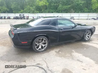 2015 Dodge Challenger SXT Plus z VIN 2C3CDZBG2FH706475, wystawiony jako Copart lot #56425595 z przebiegiem 166 055 mil mil oraz Szkoda całkowita • Salvage title. Historia ofert i sprzedaży dostępna na DreamBid. Obrazek 3.