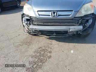 2007 Honda CR-V EX-L with VIN JHLRE48747C118095, listed as a IAAI auction lot 42136953 with 271,328 mi miles and . Bid and sale history available at carsss.com. Image 6.