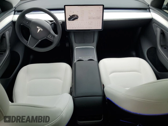 2024 Tesla Model Y Long Range with VIN 7SAYGDEE0RA255613, listed as a Copart auction lot 58993085 with 39,336 mi miles and Salvage title. Bid and sale history available at DreamBid. Image 8.