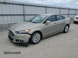 2016 Ford Fusion SE Hybrid with VIN 3FA6P0LU0GR125505, listed as a Copart auction lot 61202515 with 140,721 mi miles and Salvage title. Bid and sale history available at DreamBid. Image 1.