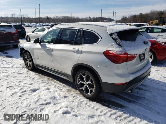 2017 BMW X1 xDrive28i with VIN WBXHT3C33H5F77000, listed as a Copart auction lot 41860993 with 113,553 mi miles. Bid and sale history available at carsss.com. Image 2.