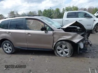 2015 Subaru Forester 2.5i Premium with VIN JF2SJADC9FH586208, listed as a IAAI auction lot 41929248 with 55,540 mi miles. Bid and sale history available at carsss.com. Image 13.