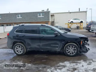 2018 Jeep Cherokee Latitude Plus with VIN 1C4PJLLB3JD553228, listed as a IAAI auction lot 41651643 with 80,712 mi miles and . Bid and sale history available at DreamBid. Image 14.