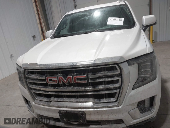 2021 GMC Yukon XL SLT with VIN 1GKS2GKD4MR414318, listed as a IAAI auction lot 41590618 with 49,913 mi miles. Bid and sale history available at carsss.com. Image 12.