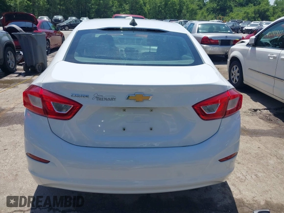 2017 Chevrolet Cruze LS z VIN 1G1BC5SM6H7257771, wystawiony jako IAAI lot #42211908 z przebiegiem 90 005 mil mil oraz . Historia ofert i sprzedaży dostępna na DreamBid. Obrazek 17.