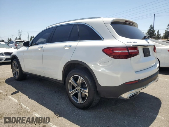 2019 Mercedes-Benz GLC 300 with VIN WDC0G4JB2KV194307, listed as a Copart auction lot 57861375 with 156,910 mi miles and Clean title. Bid and sale history available at DreamBid. Image 2.