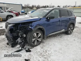 2022 Nissan Rogue Platinum with VIN JN8BT3DD3NW272355, listed as a Copart auction lot 41817535 with 33,062 mi miles and Salvage Title. Bid and sale history available at carsss.com. Image 1.