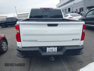 2025 Chevrolet Silverado 1500 with VIN 3GCUKHEL6SG224899, listed as a IAAI auction lot 41828205 with 3,067 mi miles and . Bid and sale history available at DreamBid. Image 17.