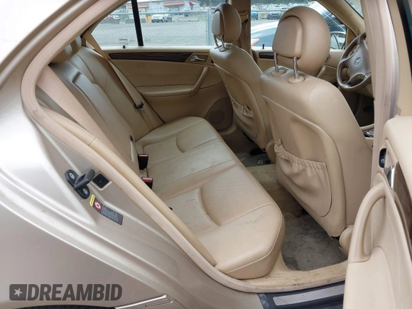 2004 Mercedes-Benz C 240 с VIN WDBRF81J14F513304, выставлен на аукционе IAAI как лот 42309645 с пробегом 119 649 миль миль и . История ставок и продаж доступна на DreamBid. Изображение 8.