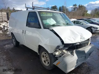 2004 Chevrolet Astro Cargo Van with VIN 1GCDM19XX4B117946, listed as a IAAI auction lot 41483281 with 188,593 mi miles. Bid and sale history available at carsss.com. Image 1.