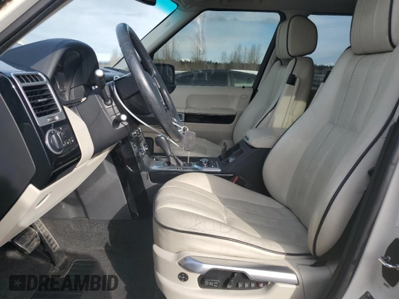 2008 Land Rover Range Rover SC z VIN SALMF13498A292945, wystawiony jako Copart lot #49435605 z przebiegiem 144 043 mil mil oraz Szkoda całkowita • Salvage title. Historia ofert i sprzedaży dostępna na DreamBid. Obrazek 7.