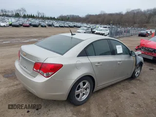 2014 Chevrolet Cruze 1LT z VIN 1G1PC5SB3E7259073, wystawiony jako IAAI lot #41968564 z przebiegiem 27 800 mil mil oraz . Historia ofert i sprzedaży dostępna na DreamBid. Obrazek 4.
