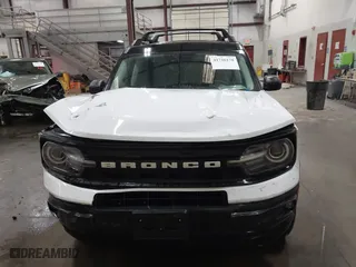 2021 Ford Bronco Sport Outer Banks with VIN 3FMCR9C61MRB05235, listed as a IAAI auction lot 41726178 with 30,416 mi miles. Bid and sale history available at carsss.com. Image 12.