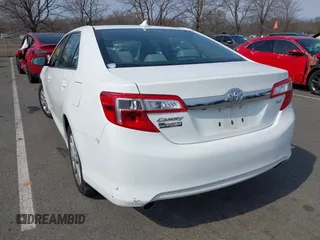 2012 Toyota Camry SE with VIN 4T1BK1FK0CU505465, listed as a IAAI auction lot 41781408 with 130,884 mi miles. Bid and sale history available at carsss.com. Image 3.