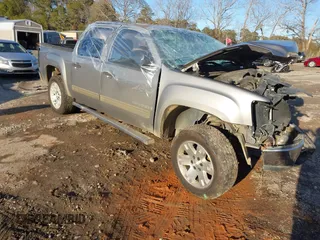 2008 GMC Sierra 1500 SLT z VIN 2GTEC13J781336896, wystawiony jako IAAI lot #41305490 z przebiegiem Nie podano mil oraz . Historia ofert i sprzedaży dostępna na DreamBid. Obrazek 1.
