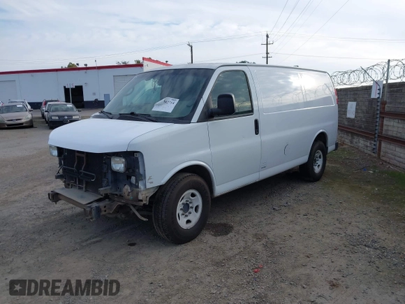 2012 GMC Savana Cargo with VIN 1GTW7FCAXC1180311, listed as a IAAI auction lot 41202714 with 469,562 mi miles. Bid and sale history available at carsss.com. Image 18.