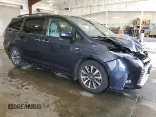 2019 Toyota Sienna XLE with VIN 5TDDZ3DC3KS217040, listed as a Copart auction lot 61556495 with 85,309 mi miles and Salvage title. Bid and sale history available at DreamBid. Image 4.