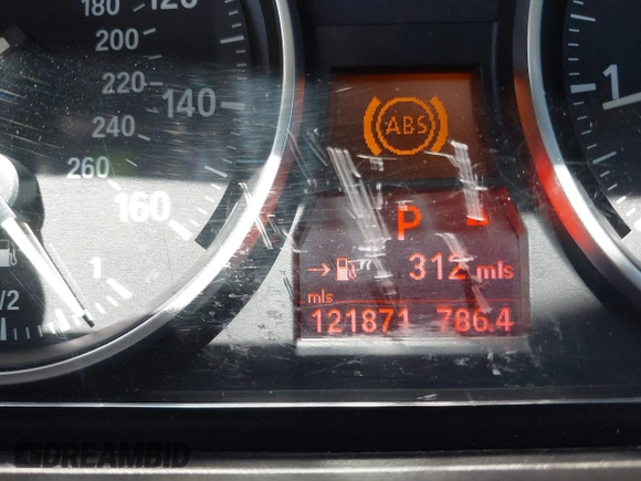 2010 BMW 3 Series 328i with VIN WBAPH5G54ANM34817, listed as a IAAI auction lot 42236730 with 121,871 mi miles and . Bid and sale history available at DreamBid. Image 7.