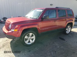 2012 Jeep Patriot Sport with VIN 1C4NJRBBXCD525330, listed as a Copart auction lot 77744554 with 170,549 mi miles and Salvage Title. Bid and sale history available at carsss.com. Image 1.