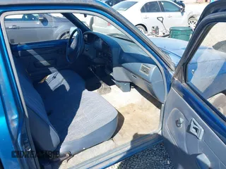 1994 Toyota Pickup z VIN 4TARN81A8RZ196014, wystawiony jako IAAI lot #42356847 z przebiegiem 165 291 mil mil oraz . Historia ofert i sprzedaży dostępna na DreamBid. Obrazek 5.