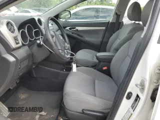 2009 Toyota Matrix S with VIN 2T1LE40E29C003924, listed as a Copart auction lot 63926335 with 117,940 mi miles and Clean title. Bid and sale history available at DreamBid. Image 7.