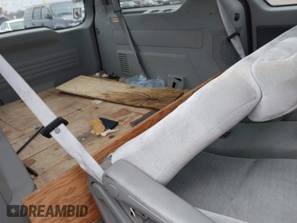 2006 Ford Freestar SE z VIN 2FMZA51686BA08208, wystawiony jako IAAI lot #41950430 z przebiegiem Nie podano mil oraz . Historia ofert i sprzedaży dostępna na DreamBid. Obrazek 8.