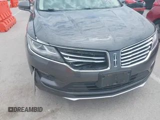 2017 Lincoln MKC Reserve с VIN 5LMCJ3D97HUL24869, выставлен на аукционе IAAI как лот 42561431 с пробегом 93 836 миль миль и . История ставок и продаж доступна на DreamBid. Изображение 6.