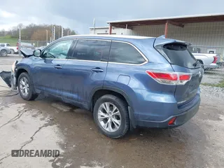 2015 Toyota Highlander XLE z VIN 5TDJKRFH5FS080160, wystawiony jako IAAI lot #42037799 z przebiegiem 135 694 mil mil oraz . Historia ofert i sprzedaży dostępna na DreamBid. Obrazek 3.