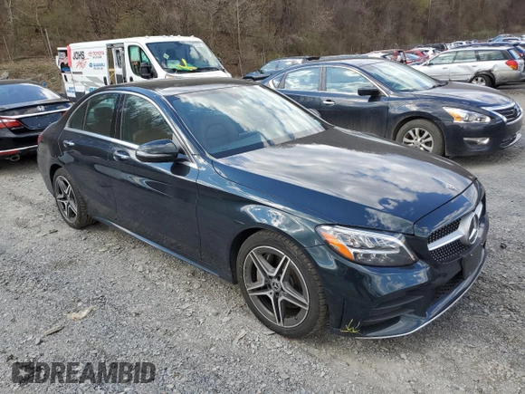 2019 Mercedes-Benz C 300 with VIN 55SWF8EB6KU292709, listed as a Copart auction lot 52103135 with 101,418 mi miles and Salvage Title. Bid and sale history available at DreamBid. Image 4.
