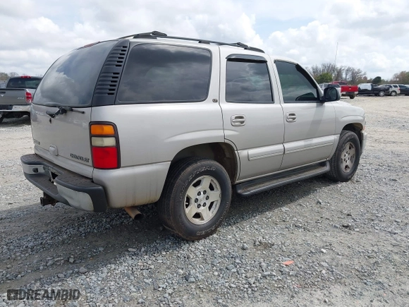 2004 Chevrolet Tahoe LT with VIN 1GNEC13Z74R137135, listed as a IAAI auction lot 41805414 with 249,326 mi miles. Bid and sale history available at carsss.com. Image 4.
