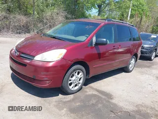 2005 Toyota Sienna LE with VIN 5TDBA23C75S029569, listed as a IAAI auction lot 42254021 with 195,137 mi miles and . Bid and sale history available at DreamBid. Image 2.