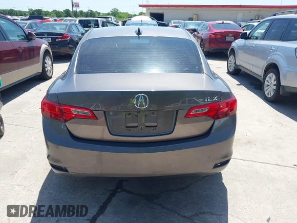 2013 Acura ILX Premium Pkg with VIN 19VDE1F55DE006393, listed as a IAAI auction lot 42001406 with 117,105 mi miles. Bid and sale history available at carsss.com. Image 16.