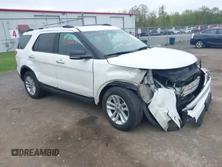 2011 Ford Explorer XLT z VIN 1FMHK8D82BGA79219, wystawiony jako IAAI lot #42230068 z przebiegiem 176 655 mil mil oraz . Historia ofert i sprzedaży dostępna na DreamBid. Obrazek 1.