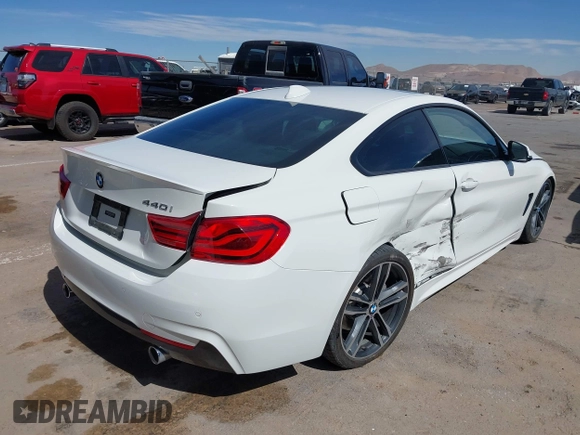 2019 BMW 4 Series 440i z VIN WBA4W7C56KAG52201, wystawiony jako IAAI lot #41639179 z przebiegiem 39 225 mil mil oraz . Historia ofert i sprzedaży dostępna na DreamBid. Obrazek 4.