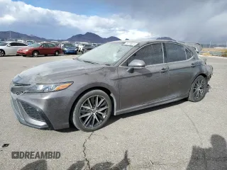 2022 Toyota Camry SE with VIN 4T1T11AK4NU696129, listed as a Copart auction lot 78279674 with 28,480 mi miles and Salvage Title. Bid and sale history available at carsss.com. Image 1.