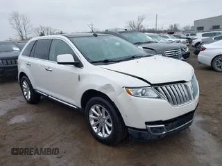 2011 Lincoln MKX with VIN 2LMDJ6JK7BBJ03287, listed as a IAAI auction lot 41551149 with 88,674 mi miles. Bid and sale history available at carsss.com. Image 1.