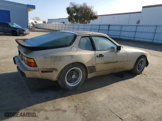 1984 Porsche 944 with VIN WP0AA0946EN456540, listed as a Copart auction lot 85208444 with 84,468 mi miles and Clean Title. Bid and sale history available at carsss.com. Image 3.