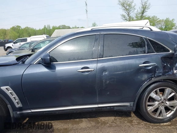 2009 Infiniti FX with VIN JNRAS18U99M102284, listed as a IAAI auction lot 42090416 with 145,205 mi miles and . Bid and sale history available at DreamBid. Image 14.