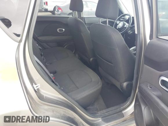 2018 Kia Soul + with VIN KNDJP3A5XJ7579843, listed as a IAAI auction lot 42086255 with 106,886 mi miles. Bid and sale history available at carsss.com. Image 8.